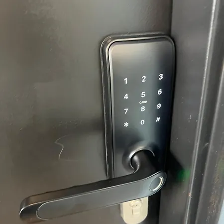 Boho - 100m From Market Square شقة