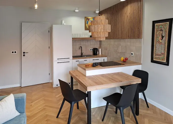 Boho - 100m From Market Square *